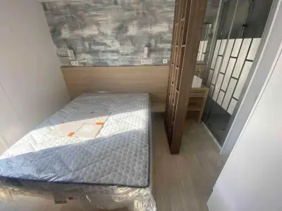 Zidna aluminijska nadstrešnica za terasu 546×294 cm – Bijela - Detalj 12
