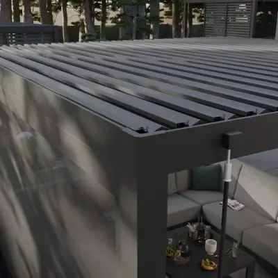 Samostojeća bioklimatska pergola Amalfi 15 m² s pomičnim lamelama – Bijela - Detalj 2