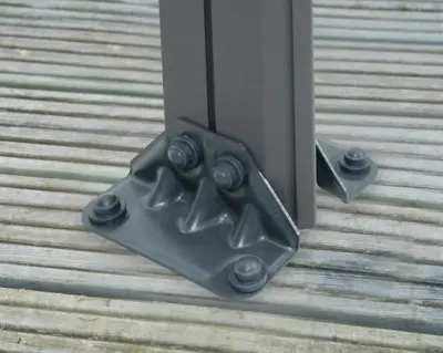 Električna bioklimatska pergola Amadora 12 m² s lamelama i bočnim panelom 3,68 m – Antracit - Detalj 3