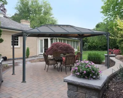 Električna bioklimatska pergola Amadora 12 m² s lamelama i bočnim panelom 3,68 m – Antracit - Detalj 6