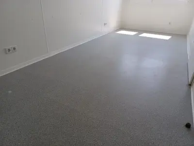 Polu-ostakljeni modularni ured BATIMODULE 20 stopa (6m) - Detalj 9